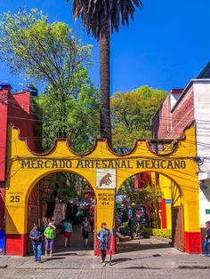 the entrance to mercado artesanal mexicano in san diego, california