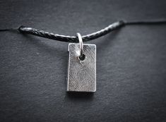 Метеоритный кулон Muonionalusta Минималистское метеоритное - Etsy Украина Silver Hammered Rectangular Pendant Jewelry, Minimalist Oxidized Finish Jewelry Gift, Rectangular Hammered Silver Jewelry, Hammered Silver Rectangular Jewelry, Rectangular Silver Hammered Jewelry, Minimalist Silver Rectangular Jewelry, Minimalist Silver Rectangular Pendant Jewelry, Minimalist Hammered Rectangular Pendant Jewelry, Hammered Square Pendant Jewelry As Gift