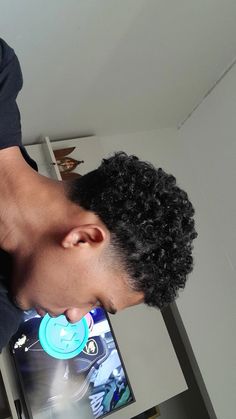 Taper Fade Curly Hair White Men, High Taper Fade Haircut, Low Taper Fade Curly Hair, Low Taper Fade, Drop Fade Haircut, Short Afro Hairstyles, Cornrow Hairstyles For Men