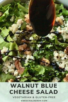 Salad in a bowl and balsamic reduction is drizzled on top Black And Blue Salad, Blue Cheese Salad Recipes, Vegan Salad Bowl, Salad For One, Blue Cheese Vinaigrette, Salad With Blue Cheese, Blue Cheese Recipes, Blue Salad, Autumn Salad Recipes