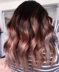 Rose Brown Balayage, Rose Gold Balayage Brunettes, Golden Brown Hair Dye, 2022 Haircut, Dark Brunette Balayage, Light Golden Brown Hair, Medium Brunette Hair, Dark Balayage