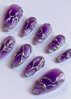 Nails Inspiration Funky, Purple Extra Nails, Purple And Blue Nail Art, Almond Acrylic Nails Designs Purple, Starfire Inspired Nails, Purple With Silver Nails, Eye On Nails, Nail Art Small Nails, D&d Nails