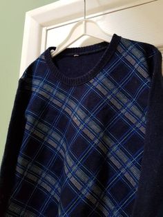 Unworn European fashion from the 1970s! Children's knitted navy blue jumper with an Argyle-style pattern to the front in light blue and white. Long sleeves, crew-neck collar. Ribbed collars and cuffs. No care label but it feels like a light cotton. This piece has never been worn. Size label reads '1'. Measurements are as follows: Shoulder to hem: 20" / 51 cm Shoulder to cuff:  20" / 51 cm Chest:  27" / 68.5 cm Waist:  11.5" / 29 cm As this is a vintage item, it may have a slightly musty smell. T Pull Bleu Marine, White Long Sleeves, Kids Jumpers, Blue Jumper, Kids Sweater, Jumper Sweater, European Fashion, Sweater Outfits, 1970s