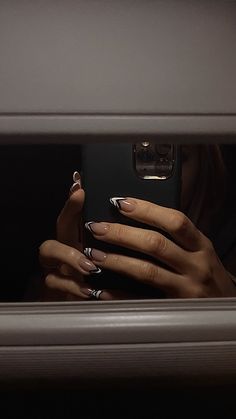 Asthetic Nail Pics, Taking Nail Pictures, Nail Photo Aesthetic, Nail Aesthetic Photos, Nails Photo Aesthetic, Nails Pics Ideas, New Nails Story Instagram, Nail Pics Ideas, Instagram Story Ideas Nails