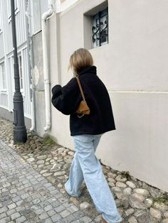 Golden Brunette, Scandi Fashion, Cold Fits, Winter Fashion Outfits Casual, Scandinavian Fashion, Street Style Winter, Stockholm Fashion, Fall Fits, Winter Fits