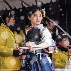 Archery Poses, Marshal Arts, Archery Girl, Feudal Japan, Martial Arts Girl, Japanese Warrior, Martial Arts Women, Samurai Armor