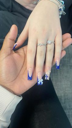 Hoco Nails Acrylic Navy Blue, Blue Homecoming Nails Acrylic, Blue Cute Nails Acrylic, Dark Blue Cute Nails, Blue And Black Nails Designs Short, Blue French Tip Nails With Charms, Cute Nails Dark Blue, Navy Blue Nails Summer, Blue Hoco Nails Acrylic