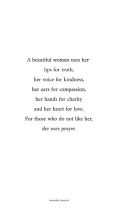 a poem written in black and white with the words beautiful woman uses her lips for truth