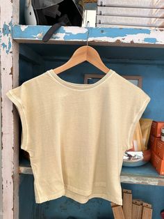 Level up with this must-have Mina Muscle Tee! It's stylish and comfy, while staying trendy and cute. Laura is wearing a small. Blonde Wood, Perfect White Tee, Clothing Pieces, Clare V., Vintage Patches, Muscle Tee, Hair Fragrance, Muscle Tees, Level Up