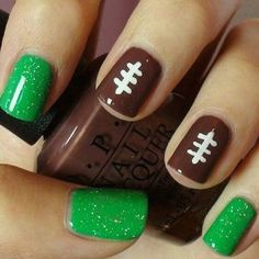 Seahawks Nails Design, Super Bowl Nails, Football Nail Designs, Football Nail Art, Nagel Stamping, Sports Nails, Football Nails, Teen Nails, Painting Nails