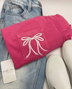 Pink Cotton T-shirt With Pockets, Cotton T-shirt With Side Pockets For Loungewear, Casual Embroidered T-shirt For Loungewear, Casual Embroidered Loungewear T-shirt, Cute Crew Neck Top With Pockets, Cute Pink Top With Pockets, Pink Casual Tops With Side Pockets, Casual Pink Tops With Side Pockets, Spring Pink Tops With Side Pockets