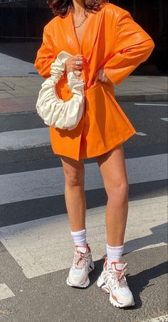 Orange Color Outfit, Fashion Bright Colors, Crop Top Outfits Summer, Nike Blazers Outfit, 90s Fashion Outfits, Crop Top Outfits, Streetwear Fashion Women, Blazer Outfits