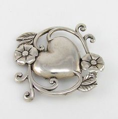 Decorative Hearts, Bijoux Art Nouveau, Heart Pin, Beating Heart, Silver Pin, Beautiful Heart, Sterling Silver Heart