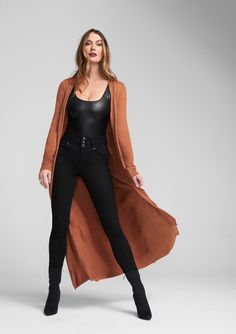 The Bethany Duster is a staple transitional piece. The softness and length you want in a cardigan, now with a sash tie belt to help accentuate your shape. #collegeoutfit #woman  #rainydayoutfit #tailgatingoutfit #ad #usa #tallfashion #beachoutfit #casualoutfit #tallwomen #comfyoutfit #cardigan #blackcardigan #tall #curvywomen #cosyoutfit #falloutfit #winteroutfit Tall Clothing, Women's Casual Style, Tall Women