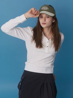 Composition : Polyester 93% Span 7%Country of Origin : Republic of Korea Classic Long Sleeve Golf Top, Collared Golf Tops For Spring, White Tops For Golf In Spring, Spring Golf Collared Tops, Spring Golf Tops With Collar, White Golf Tops For Spring, White Golf Top For Spring, Casual Long Sleeve Tops For Golf, Casual Long Sleeve Golf Tops