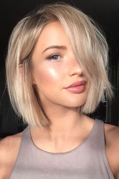 Short Shoulder Length Hair, Shoulder Length Hair Cuts, Penteado Cabelo Curto, Medium Hair Cuts, Short Bob Hairstyles, Medium Length Hair Cuts