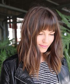 Bob Haircut With Bangs, Long Bob Haircuts, Lob Haircut, Lucy Hale, Long Straight Hair, Feathered Hairstyles, Haircuts With Bangs, Hair Tips, Great Hair