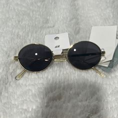 Gold Oval Sunglasses. Nwt H&M H M Accessories, Oval Sunglasses, Colored Sunglasses, Gold Black, Sunglasses Accessories, H&m, Women Accessories, Sunglasses, Gold