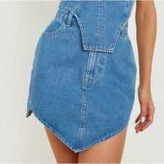 Nwt Sz 8 Blue Mini Denim Skirt For Summer, Blue Mini Hem Denim Skirt For Summer, Denim Cutoff Skirt For Day Out, Blue Denim Skort For Day Out, High Rise Denim Skort For Day Out, Trendy Blue Bottoms With Mini Hem, Trendy Denim Bottoms With Mini Hem, Spring Blue Denim Skort, High Rise Blue Denim Skort