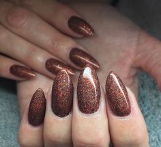 Brown Glitter Tip Nails, Bronze Sparkle Nails, Sparkle Brown Nails, Glitter Nails Brown, Dark Brown Glitter Nails, Brown Nails Sparkle, Glitter Autumn Nails, Glittery Brown Nails, Autumn Nails Glitter