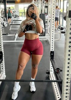 🏋🏾‍♀️ Fitness Story, Gym Girlies, Gym Motivation Wallpaper, Muscle Mommy, Gym Fitness Motivation, Winter Arc, Gym Aesthetic, January 2025