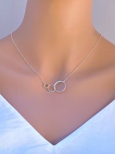 Three Circle Necklace Three Eternity Circle Gifts Three Ring - Etsy Best Friend 30th Birthday, Eternity Necklace, Gift For Your Best Friend, Interlocking Circle Necklace, 30th Birthday Gift, Etsy Promotion, Ribbon Gift, Birthday Gift For Women, For Your Best Friend