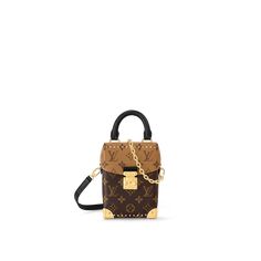 https://inr.deals/2QiBrl Louis Vuitton Camera Box Bag, Louis Vuitton Camera Bag, Box Handbag, Louis Vuitton Trunk, Tree Themes, Womens Designer Bags, Handbags Women, Vanity Case