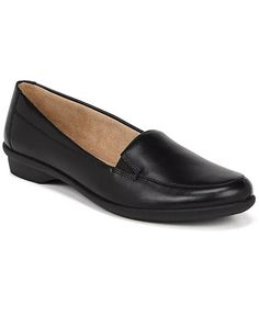 Naturalizer Womens Panache Leather Closed Toe Loafers Black 10 M NWB Tailored slip on moccasin style. N5 Comfort technology featuring a flexible sole, lightweight materials, extra cushioning, heel-to-toe balance, and a breathable lining. 0.51 IN heel Imported leather upper, synthetic lining, sole New with Box Moccasins Style, Loafers Online, Rubber Shoes, Slipper Shoes, Pump Sandals, Baby Clothes Shops, Dresses With Leggings, Leather Loafers, Loafer Shoes