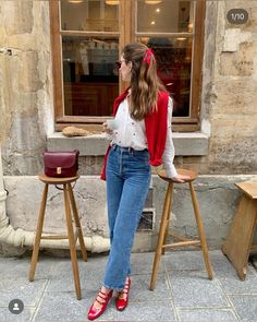 Red Shoes Outfit, Downtown Outfits, Chique Outfits, Outfit Chic, Foto Tips, Christmas Style, Paris Outfits, Parisian Chic