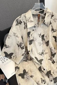 White Butterfly Print Shirt For Summer, Casual White Shirt With Butterfly Print, Summer Cotton Shirt With Butterfly Print, Ethereal Butterfly, Clothes Ideas, Unique Outfits, Teen Fashion Outfits, Butterfly Print, Print Shirt