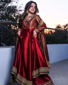 Silk Designer Dresses, Rakhi Shoot, Long Frocks Designs, Shadi Dress, Celebrities Outfits, Silk Dress Design, Indian Fashion Trends, Indian Bride Outfits, Dresses Silk