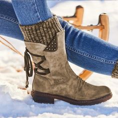 Women's Stylish Winter Mid-Calf Flat Snow Boot | eBay Popular Boots, Flat Heel Boots, Estilo Country, Fashionable Snow Boots, Zipper Heels, Warm Shoes, Warm Boots, Long Walks, Winter Trends