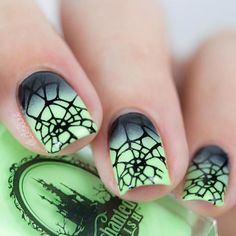 Halloween Nail Decals, Nailart Tutorial, Halloween Nail Art Ideas, Es Nails, Cute Halloween Nails, Halloween Nail Art