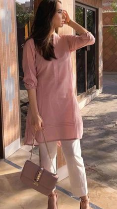 Dress Design Pakistani, Simple Kurta Designs, Pakistani Fashion Casual, Stylish Short Dresses, Pakistani Dresses Casual, Pakistani Fashion Party Wear, Salwar Kamiz