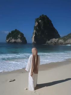 Hijabi Travel, Vacay Fits, Cute Vacation Outfits, Muslim Outfits Casual, Modest Fits, Summer 2025, Hijab Styles, Hijabi Outfits Casual, Muslimah Aesthetic