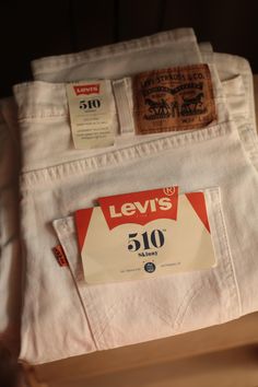 On offer is these wonderful all white Levi's, new with tags vintage deadstock denim trousers. It has the famous orange tab, but please be aware that this is a reissued pair of jeans from the 2000's! Model is Levi's 510 skinny. According to the label it sits at the waist and it is skinny from hip to ankle. Another label reads: "Born in the counterculture of the 1960s, old-school orange tabs have since become the ultimate score for vintage collectors and denim heads. Now we've remastered some of o Levis 510, White Levis, Womens Jeans, Denim Trousers, All White, Vintage Tags, Hungary, Halloween Shopping, Favorite Outfit