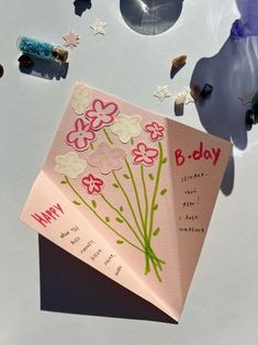 #diy, #crafts, #handmade, #creative Easy Gift For Friend, Birthday Card Ideas Teacher, Unique Card Ideas Diy, Diy Birthday Card Aesthetic, Crafty Gifts For Friends, Birthday Card Aesthetic Ideas, Cute Diy Gifts For Friends, Cute Craft Gifts, Birthday Letter Ideas