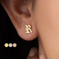 14K Solid Gold Initial Earrings * Custom Initial Earrings * Personalized Initial Earrings * Letter Earrings * Old English Initial Earrings ✪ P E R S O N A L I Z E D ∙ O L D  E N G L I S H ∙ I N I T I A L ∙ E A R R I N G S  ✪ 🖤 Made to Order 🖤 Dimension: 7mm The size may vary depending on the selected letters. 🖤Material Options: High Quality 925 Silver and 14K Solid Gold 🖤 Color Options: Rose Gold ∙ Gold ∙ White Gold 🖤 All our jewelry is handmade with passion and love in our workshop 🖤 Laser Cutting for High Quality 🖤 Package: Ready to Gift - Jewelry Box ♡ H O W ∙ T O ∙ O R D E R → → STEP 1: Choose desired material → STEP 2: Choose desired Letter  T U R N ∙ A R O U N D ∙ T I M E  ☇ Please make the changes you like to your order within 2 hours after purchasing. (production begins in t Yellow Gold Earrings With Initials As A Gift, Classic Style Initials Earrings Perfect For Gifting, Classic Personalized Earrings For Gifts, Classic Personalized Earrings For Gift, Letter Earrings Initials, Gold Bali, Unique Gold Jewelry Designs, Gold Jewels Design, Letter Earrings