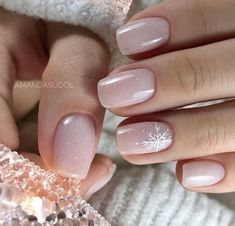 Stars Nails, Snow Nails, Snowflake Nail Art, Winter Nails Acrylic, Christmas Gel Nails, Pink Nail Art, Christmas Nail Art Designs, Snowflake Nails