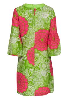 Get ready to conquer the day in this floral dress from Trina Turk. The vibrant classic combo of pink and green florals make a statement, complete with complementing green zebra trim at the neckline and fun bell sleeves. Pair with wedge sandals, a causal woven clutch and pearl earrings for a bright daytime look. Size 8 Woven Clutch, French Girl Chic, Green Zebra, Colorful Aesthetic, Silk Shift Dress, Silk Slip, Signature Print, French Girl, Size 8 Dress