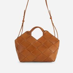 Acacia Leather Woven Handbag Phone Items, Waste Collection, Organized Storage, Leather Scraps, Woven Handbags, Mom Day, Christmas 2022, Leather Weaving, Leather Work