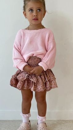 Toddler Boutique Outfits, No Face Kids Pictures, Little Girly Girl Aesthetic, Baby Girl Clothes Aesthetic, Winter Toddler Outfits Girl, Toddler Summer Outfits Girl, Spring Toddler Outfits, Aesthetic Toddler Outfits, Baby Girl Outfits Aesthetic