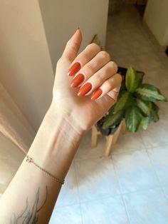 Uñas elegantes color terracota / uñas naturales 💅🏻 #color#uñas#naturalnails#nails#elegant Trendy Autumn Nails, Autumn Nail Ideas, Nail Appointment, Nails Elegant, Color Terracota, Pretty Nail Colors, Autumn Nail, Fall Nail Trends, Tie Dye Nails