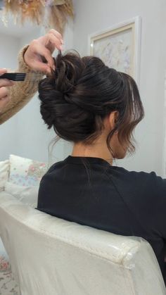 Paige Lauren Whitton | YORKSHIRE BRIDAL HAIR & EDUCATOR | Watch me style 🤍 This week I showcased this type of look to my academy members in a live session. It is a super easy technique & a very… | Instagram Updo High Bun, Updo High, Bride Hairstyles Updo, Wedding Hairstyles Bridesmaid, Wedding Bun Hairstyles, Bridal Hair Inspiration