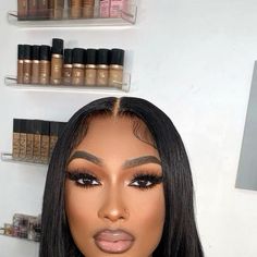 Black Beauty Makeup, Makeup Idea Black Women, Rich Off Makeup, Graduation Makeup Ideas Soft Glam, Cute Makeup Looks Black Women, Natural Brown Makeup Look, Soft Beat Makeup Black Women, Makeup Ideas Brown Skin, Brown Makeup Looks Black Women