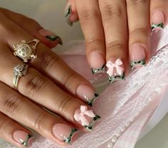 Shorties Nails Green, Corset Nails, Overlay Nails, Drip Nails, Glow Nails