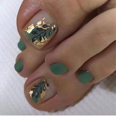 Fall Pedicure Ideas Toes Toenails, Green Toe Nails, Toe Nail Colors, Fall Toe Nails, Toenail Art Designs, Pedicure Nail Designs, Toe Polish