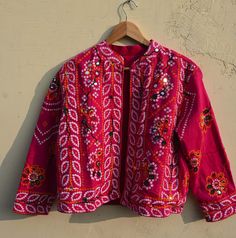 Indian Ethnic Jacket Embroidered Vintage stylish designer jacket for women  This is made of cotton fabric with some unique stylish embroidery and printed. A unique combination embroidery. This jacket is perfect for every traditional functions or parties this gives you a very attractive look. Size : L Length : 21 Inches Chest : 40 Inches Sleeve Length : 20 Inches Free Worldwide Shipping IMP NOTE: The colour of Picture shown above may slightly vary due to flash light, Screen and camera-resolution. Ethnic Jacket, Indian Jackets, Bohemian Jackets, Designer Jacket, Boho Jacket, Women Jacket, Flash Light, Coat Women, Vintage Coat