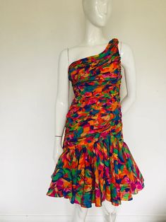 1980s Funky Printed Cocktail Dress Uk Size 6 8 - Etsy Retro Floral Print Party Dress, Retro Floral Print Cocktail Dress, Retro Floral Midi Dress For Party, Multicolor Lined Midi Dress For Party, Lined Multicolor Midi Dress For Party, Retro Lined Mini Dress For Party, Retro Mini Dress For Party, Retro Midi Length Mini Dress For Party, Retro Party Mini Dress