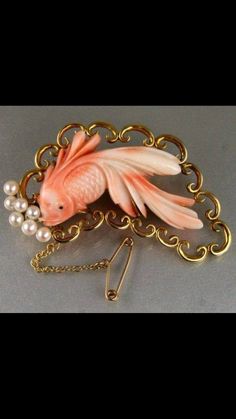 Japanese Jewelry, Coral Flower, Japanese Fish, Pearl Vintage, Gold Brooch, Natural Coral, Art Japonais